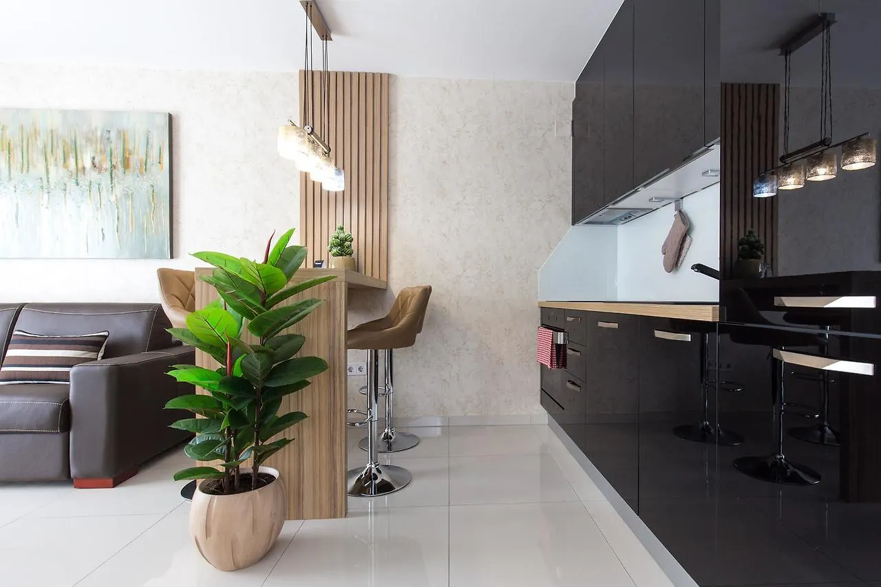 Amarru Deluxe Apartments 马林斯卡